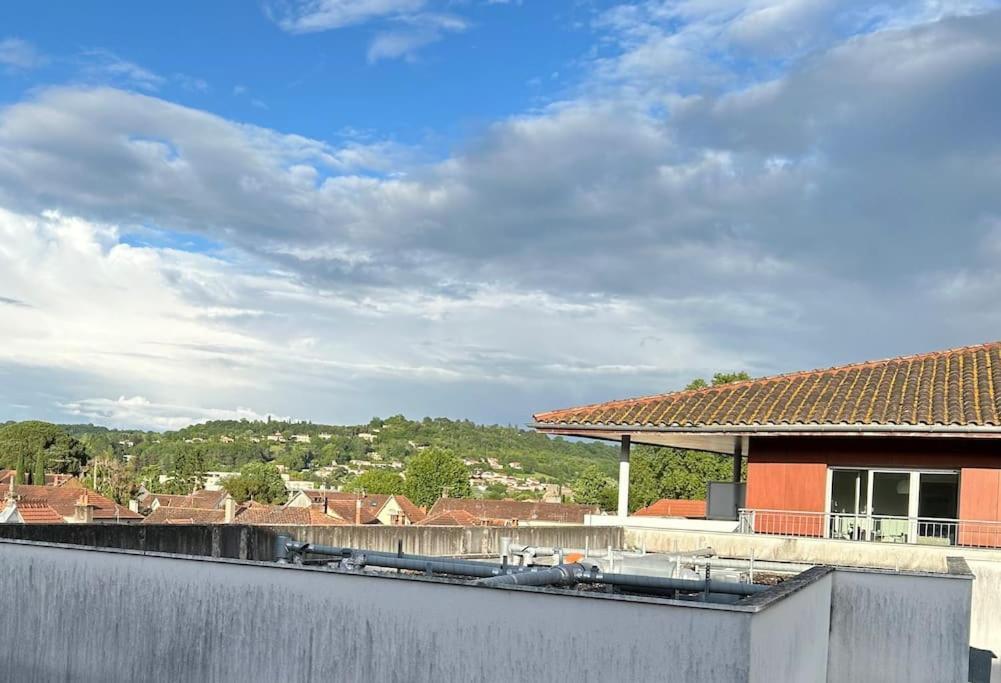 Appartement Cosy Agen Centre Avec Lit King Size Екстериор снимка